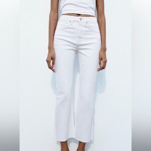 Zara mid rise cropped jeans white
